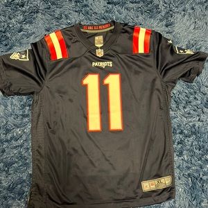 Nike Men’s Julian Edelman NE Patriots jersey xl
